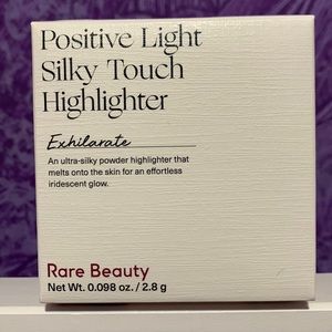 Rare Beauty Positive Light Silky Touch Highlighter